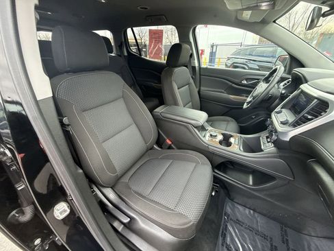 Used 2023 GMC Acadia SLE w/ Driver Convenience Package image 24