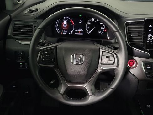 Used 2024 Honda Ridgeline Sport image 15