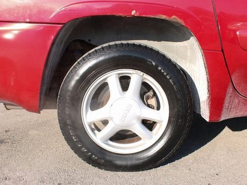 Used 2004 GMC Envoy XUV SLE w/ 1SB Preferred Equipment Group image 35