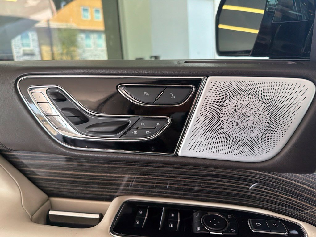 Used 2024 Lincoln Navigator Black Label AWD/4WD image 20