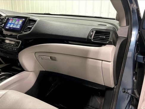 Used 2020 Honda Pilot Elite image 16
