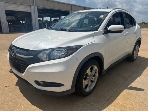 Used 2016 Honda HR-V EX-L image 2