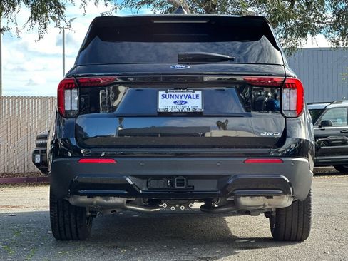 New 2026 Ford Explorer ST-Line w/ ST-Line Street Pack image 6