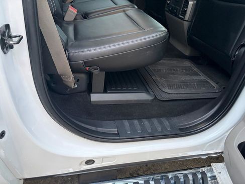 Used 2019 Ford F450 XLT w/ XLT Premium Package image 46