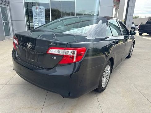Used 2014 Toyota Camry LE FWD image 7