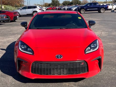 Used 2023 Toyota GR86 Premium image 2