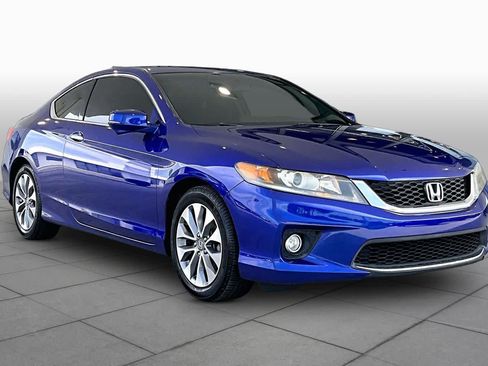 Used 2015 Honda Accord EX image 2