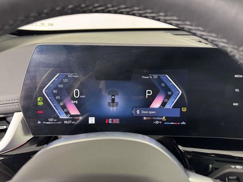 Used 2025 BMW X1 xDrive28i w/ Convenience Package image 3