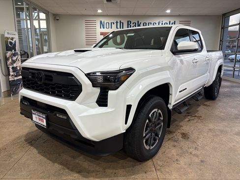New 2026 Toyota Tacoma TRD Sport image 6