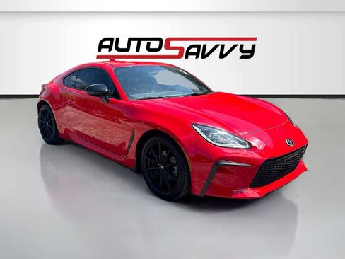 Used 2023 Toyota GR86 Premium RWD image 1