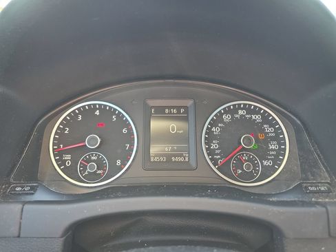 Used 2016 Volkswagen Tiguan SEL AWD/4WD image 25