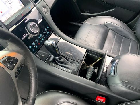 Used 2019 Ford Taurus SHO w/ Sho Performance Package AWD/4WD image 17