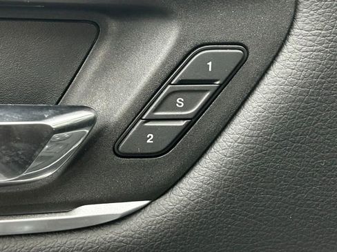 Used 2022 RAM 1500 Laramie image 11