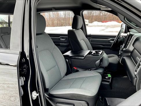 Used 2022 RAM 1500 Big Horn image 11