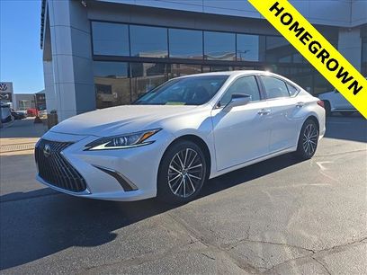 Certified 2024 Lexus ES 250 w/ Premium Package