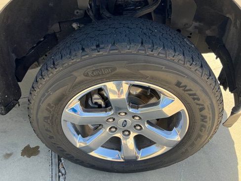 Used 2022 Ford F150 XLT w/ Equipment Group 302A High AWD/4WD image 9