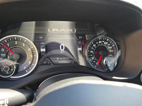 Used 2023 RAM 1500 Laramie AWD/4WD image 12