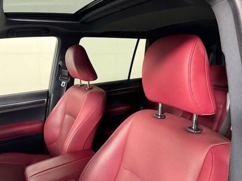 Used 2021 Lexus GX 460 Premium w/ Premium Package image 16