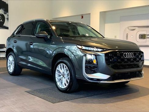 New 2026 Audi Q3 quattro 2.0T AWD/4WD image 1