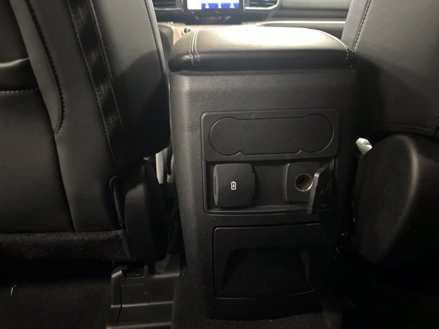 Used 2023 Ford Explorer XLT w/ Equipment Group 202A AWD/4WD image 19