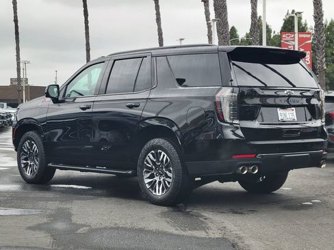 Used 2025 Chevrolet Tahoe Z71 AWD/4WD image 2
