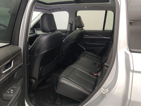 Used 2024 Jeep Grand Cherokee Limited 4xe AWD/4WD image 18
