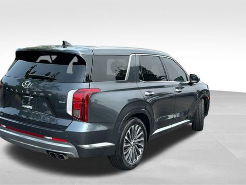 Used 2024 Hyundai Palisade Calligraphy image 7