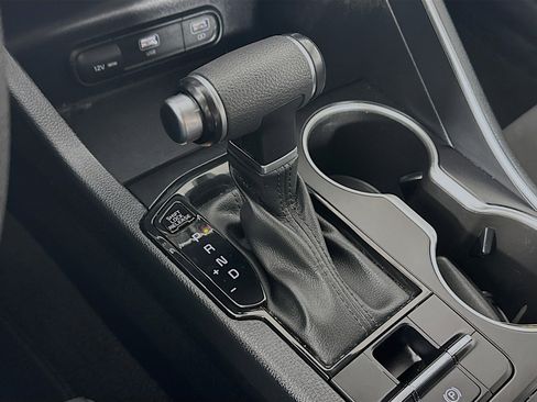 Used 2023 Kia K5 LXS image 24