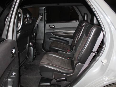 Used 2022 Dodge Durango R/T w/ Blacktop Package AWD/4WD image 30