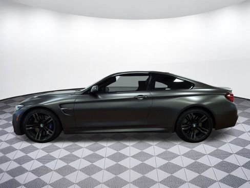 Used 2020 BMW M4 Coupe w/ Executive Package image 2