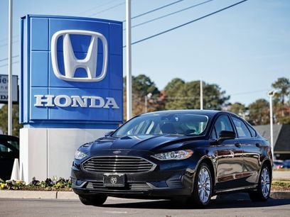 Used 2019 Ford Fusion SE
