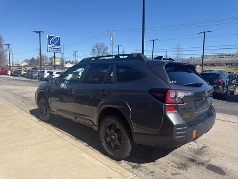 Used 2024 Subaru Outback Wilderness image 5