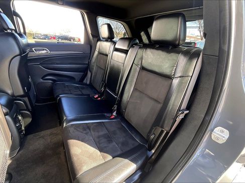 Used 2022 Jeep Grand Cherokee Laredo X image 31