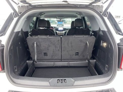 Certified 2023 Ford Explorer XLT w/ Equipment Group 202A image 23