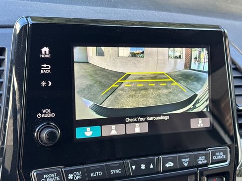 Used 2023 Honda Odyssey EX-L image 17