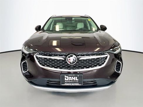 Used 2022 Buick Envision Avenir w/ Technology Package II image 2
