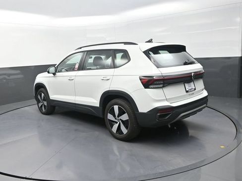 Used 2025 Volkswagen Taos S AWD/4WD image 7
