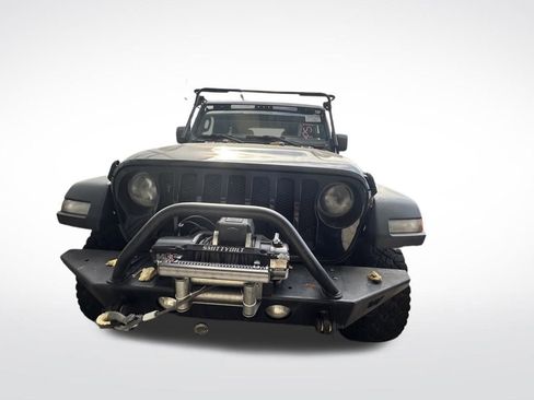 Used 2018 Jeep Wrangler Unlimited Sport image 5