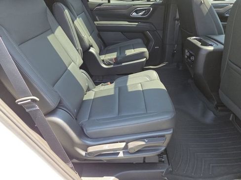 Used 2023 Chevrolet Tahoe Z71 w/ Luxury Package AWD/4WD image 23