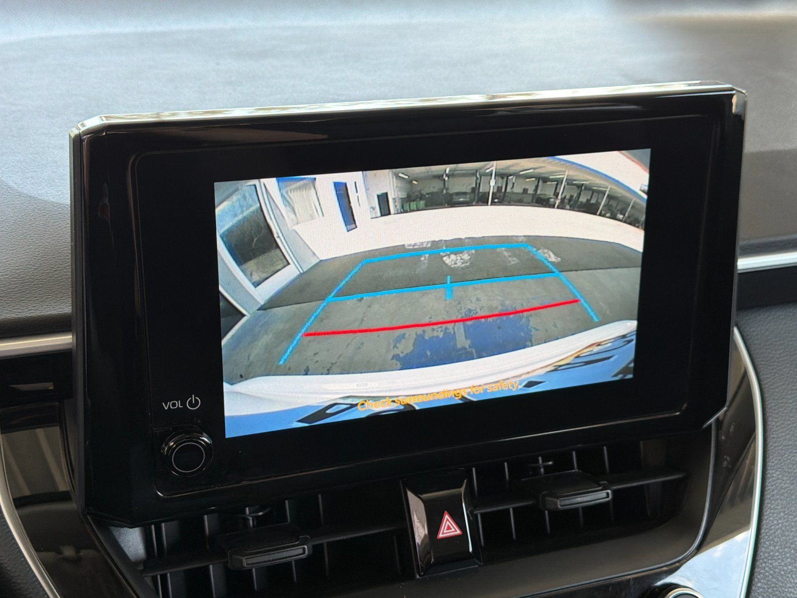 Used 2025 Toyota Corolla LE FWD image 16