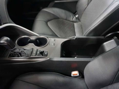 Used 2023 Toyota Camry XSE image 22