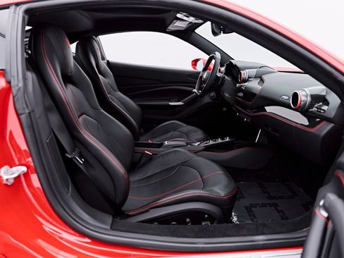 Used 2020 Ferrari F8 Tributo RWD image 45