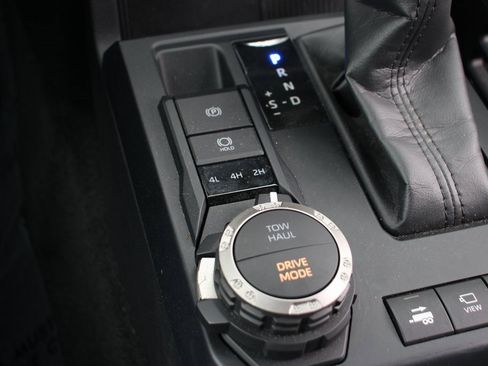 Used 2024 Toyota Tacoma TRD Sport image 33