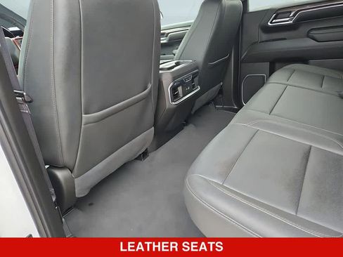 Used 2024 Chevrolet Silverado 1500 LTZ w/ LTZ Convenience Package II AWD/4WD image 19