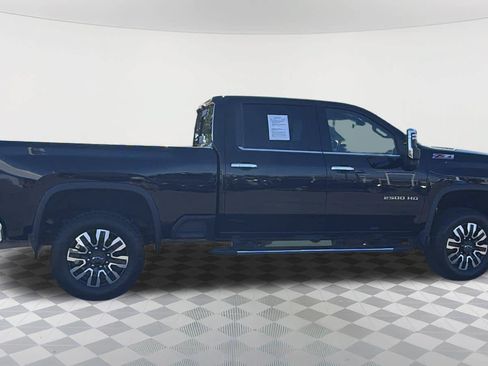 Used 2020 Chevrolet Silverado 2500 LTZ w/ LTZ Plus Package AWD/4WD image 4