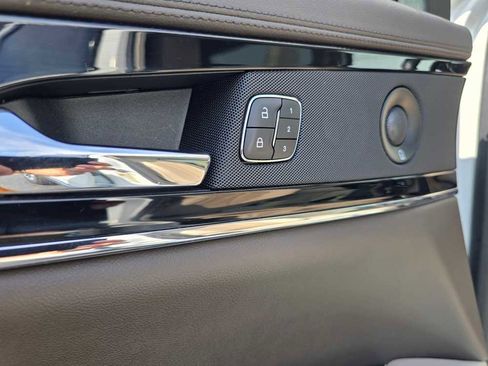 Used 2022 Lincoln Nautilus Reserve w/ Equipment Group 201A image 25