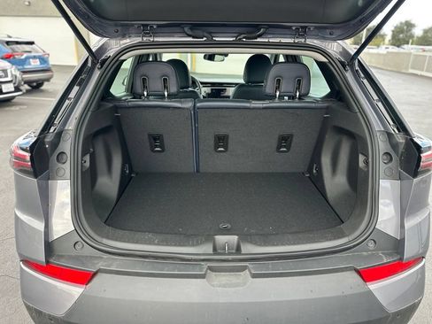 Used 2023 Chevrolet Bolt EUV LT w/ Convenience Package FWD image 6