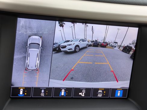 Certified 2023 GMC Acadia Denali w/ Denali Ultimate Package image 32