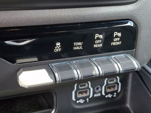 Used 2021 RAM 1500 Big Horn AWD/4WD image 24