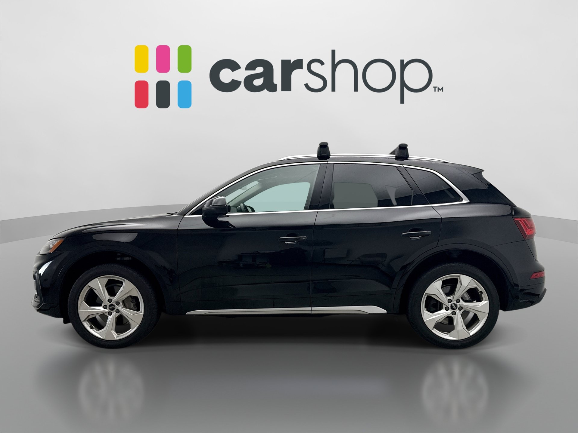 Used 2021 Audi Q5 2.0T Premium Plus w/ Premium Plus Package AWD/4WD image 2
